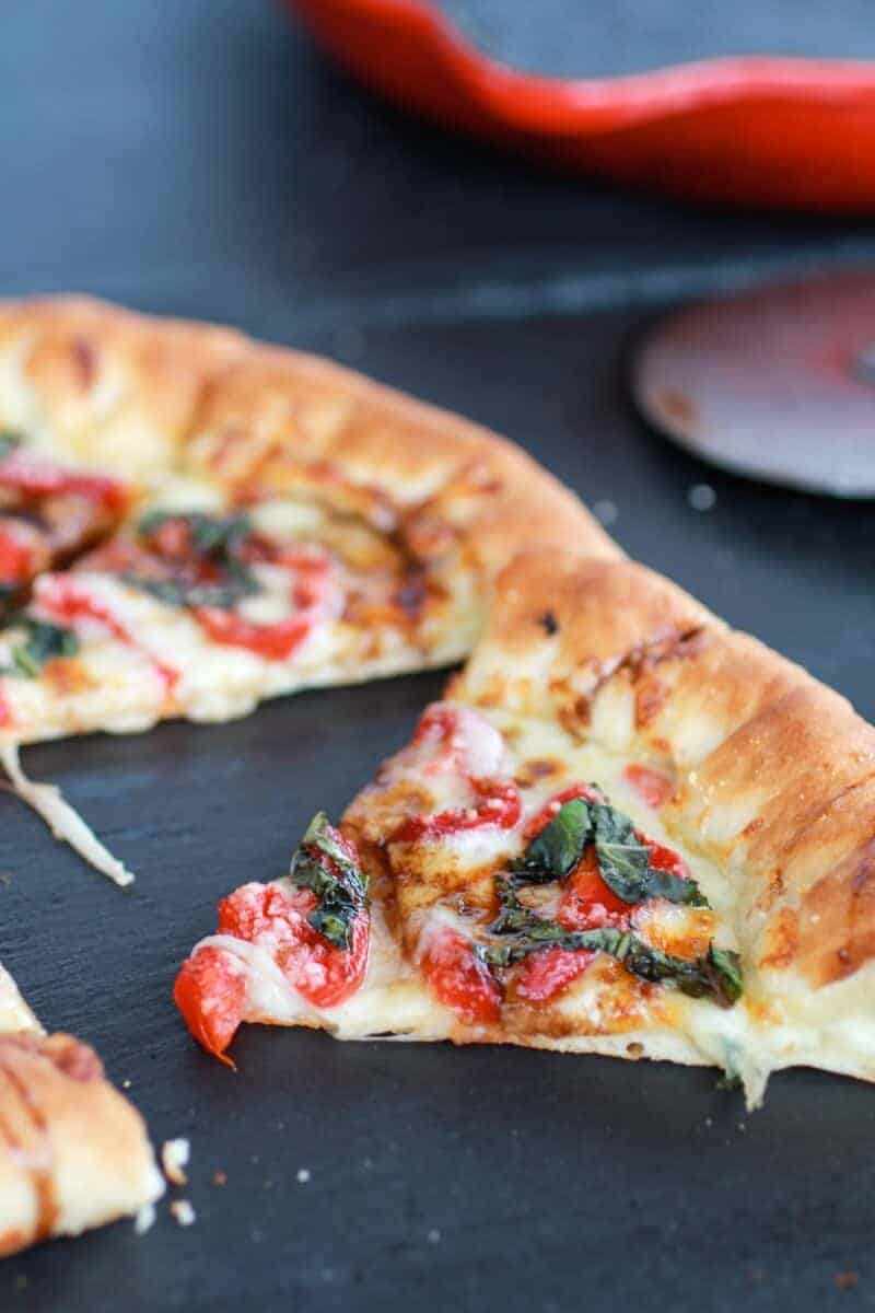 Green Olive Pesto Pizza