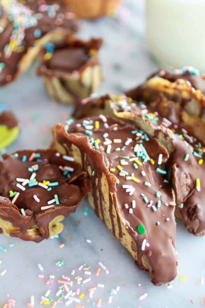 Brown Butter Crepe Ice Cream Tacos https://fatburn.fit/