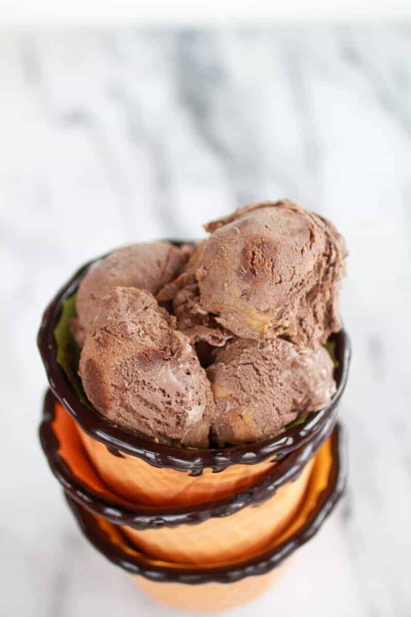 Chocolate Peanut Butter Swirl Fudge Brownie Ice Cream https://fatburn.fit/