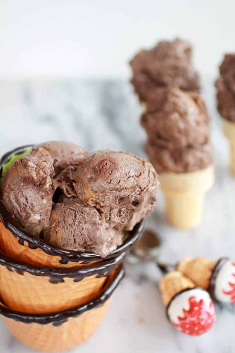 Chocolate Peanut Butter Swirl Fudge Brownie Ice Cream https://fatburn.fit/