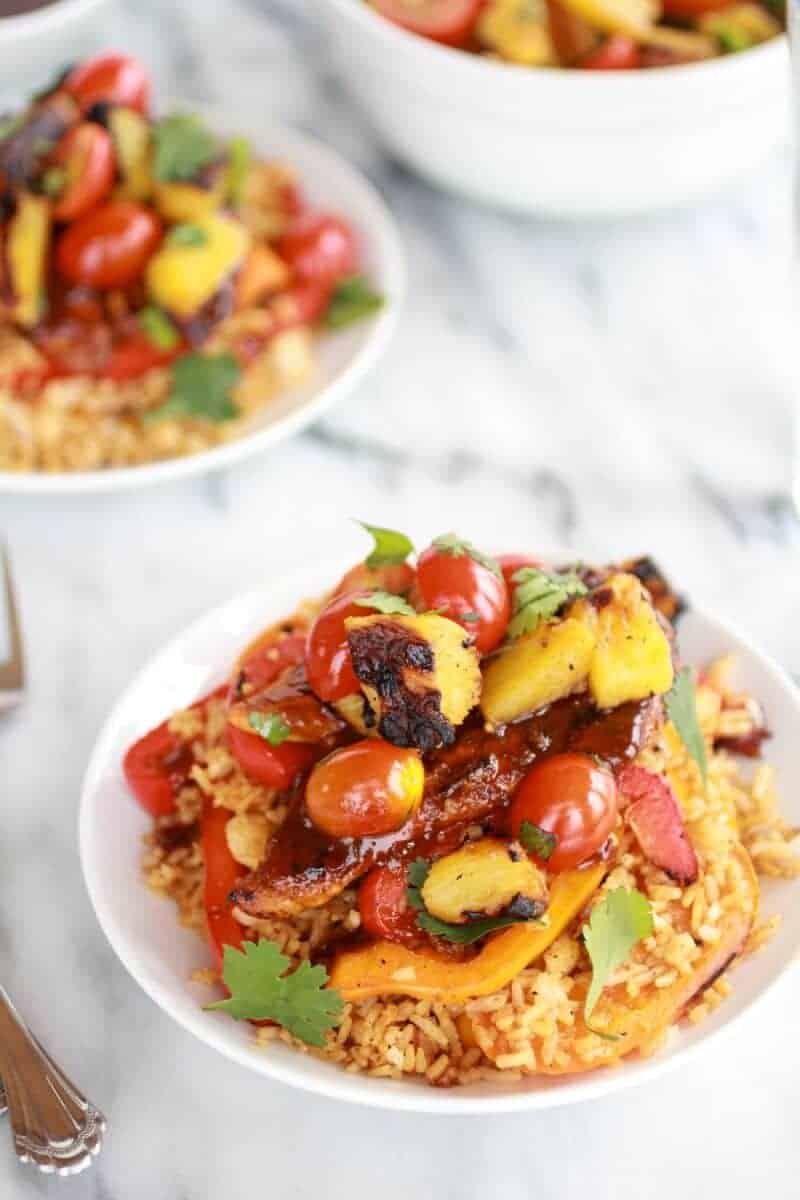 Jerk Chicken with Fired Rice and Grilled Pineapple Salsa https://fatburn.fit/
