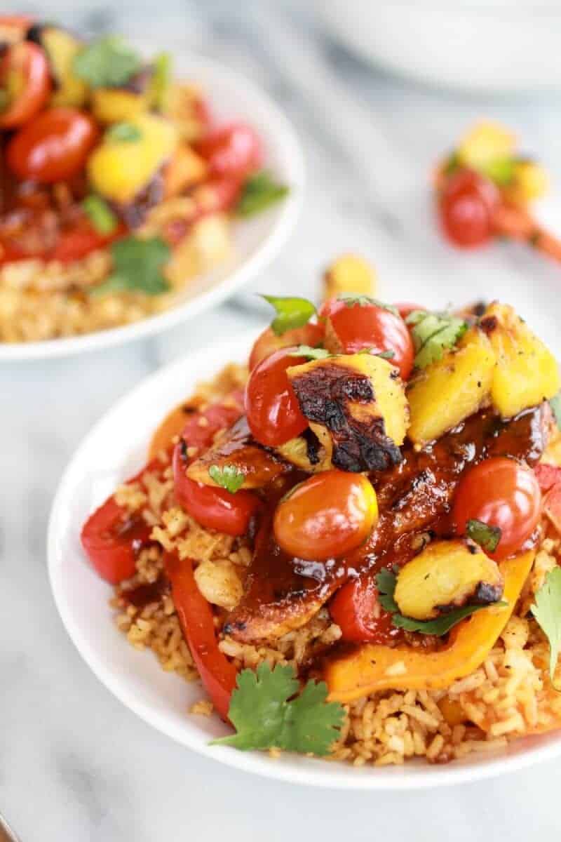 Jerk Chicken with Fired Rice and Grilled Pineapple Salsa https://fatburn.fit/