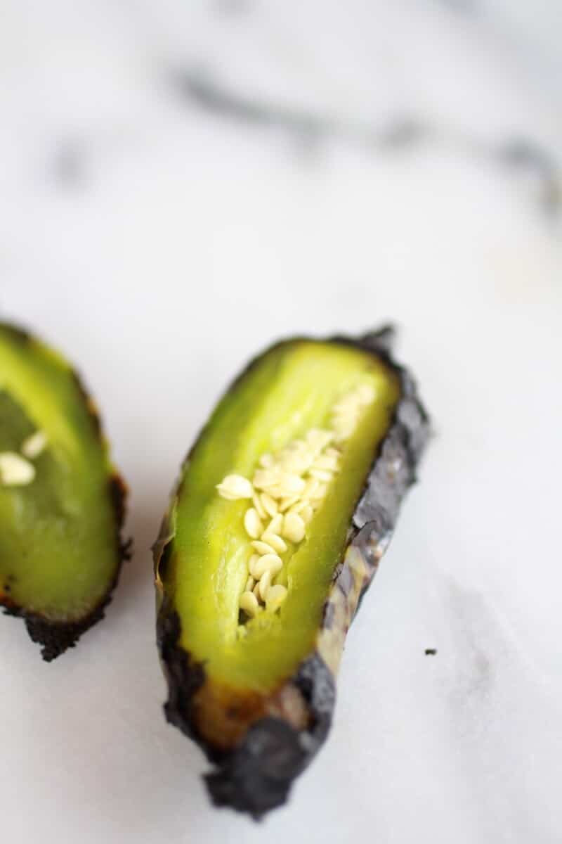 Whipped Feta and Roasted Jalapeño Greek Pizza https://fatburn.fit/