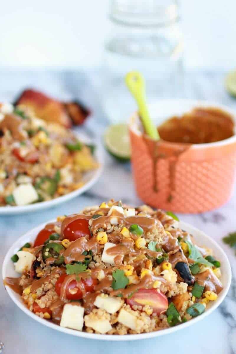 BBQ Grilled Corn, Jalapeño and Peach Quinoa Salad | https://fatburn.fit/