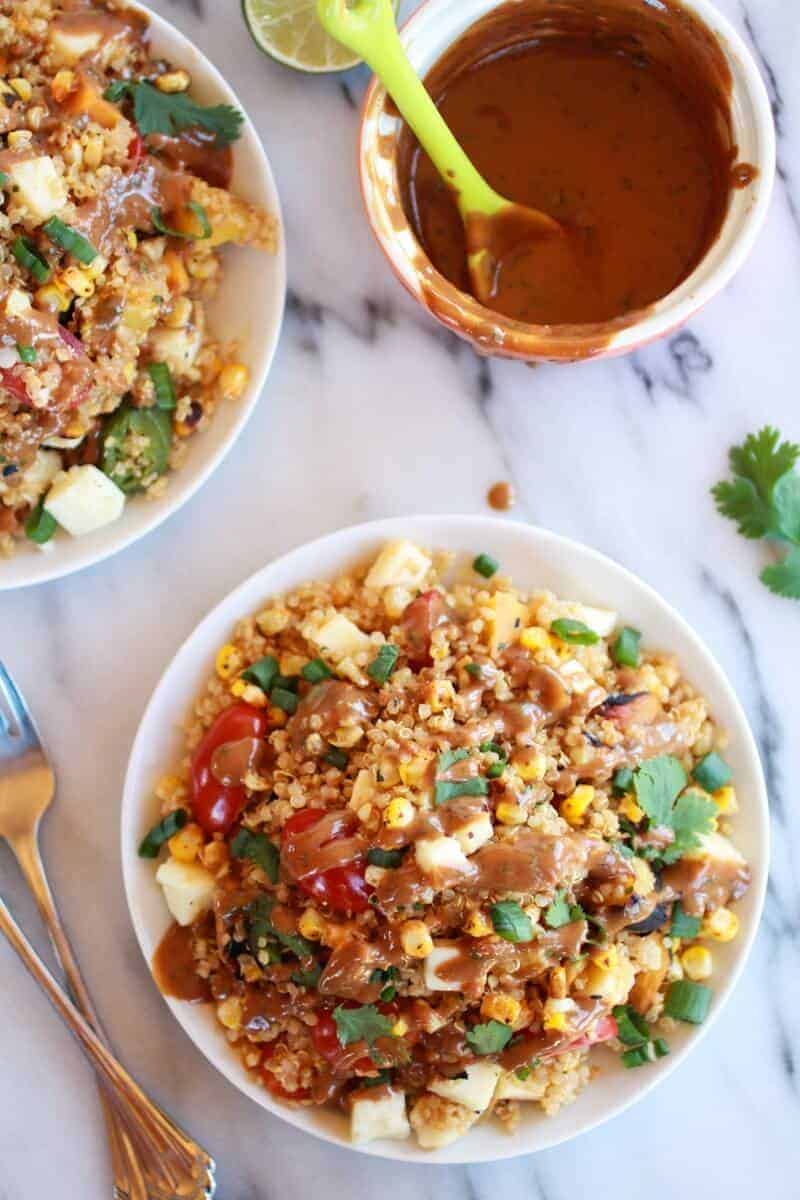 BBQ Grilled Corn, Jalapeño and Peach Quinoa Salad | https://fatburn.fit/