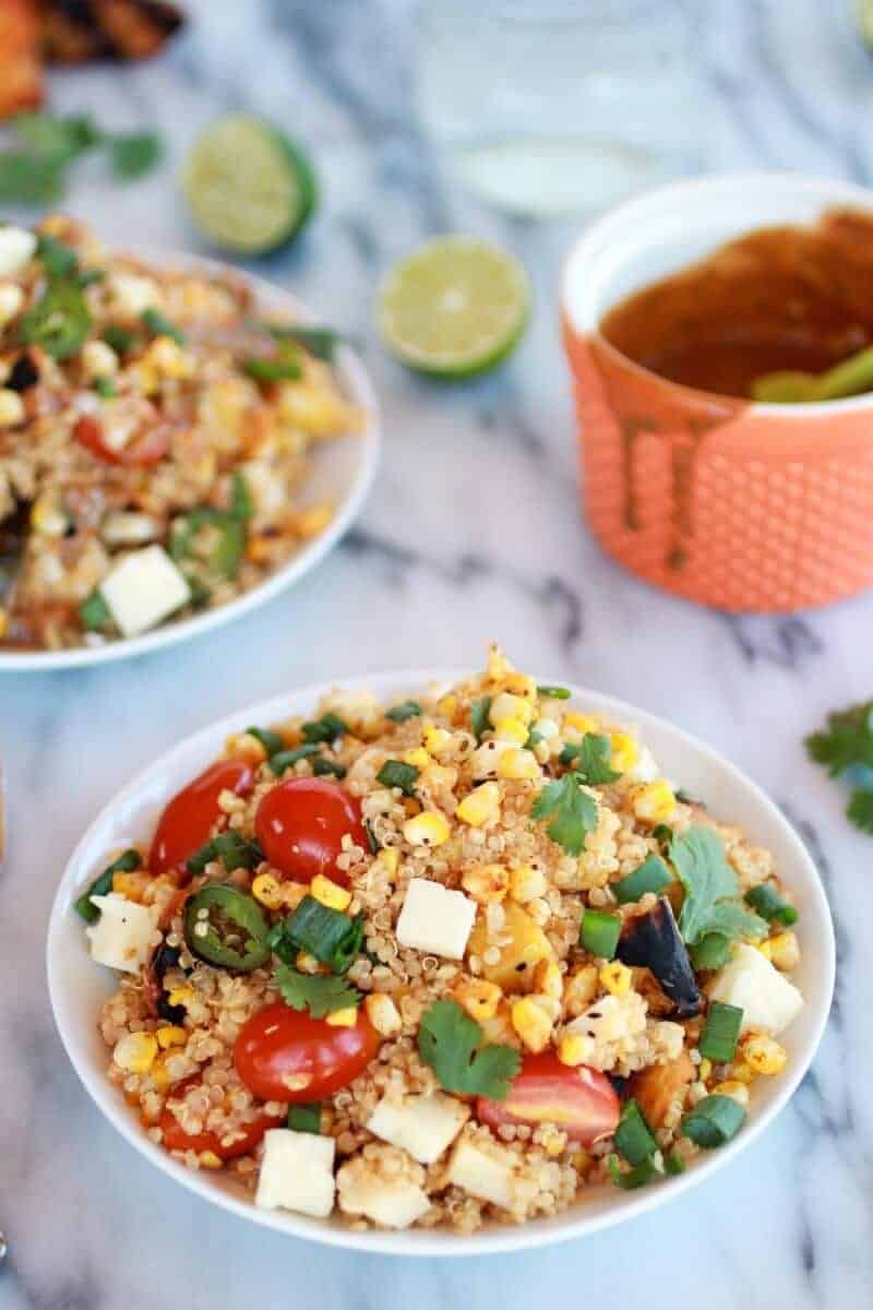 BBQ Grilled Corn, Jalapeño and Peach Quinoa Salad | https://fatburn.fit/