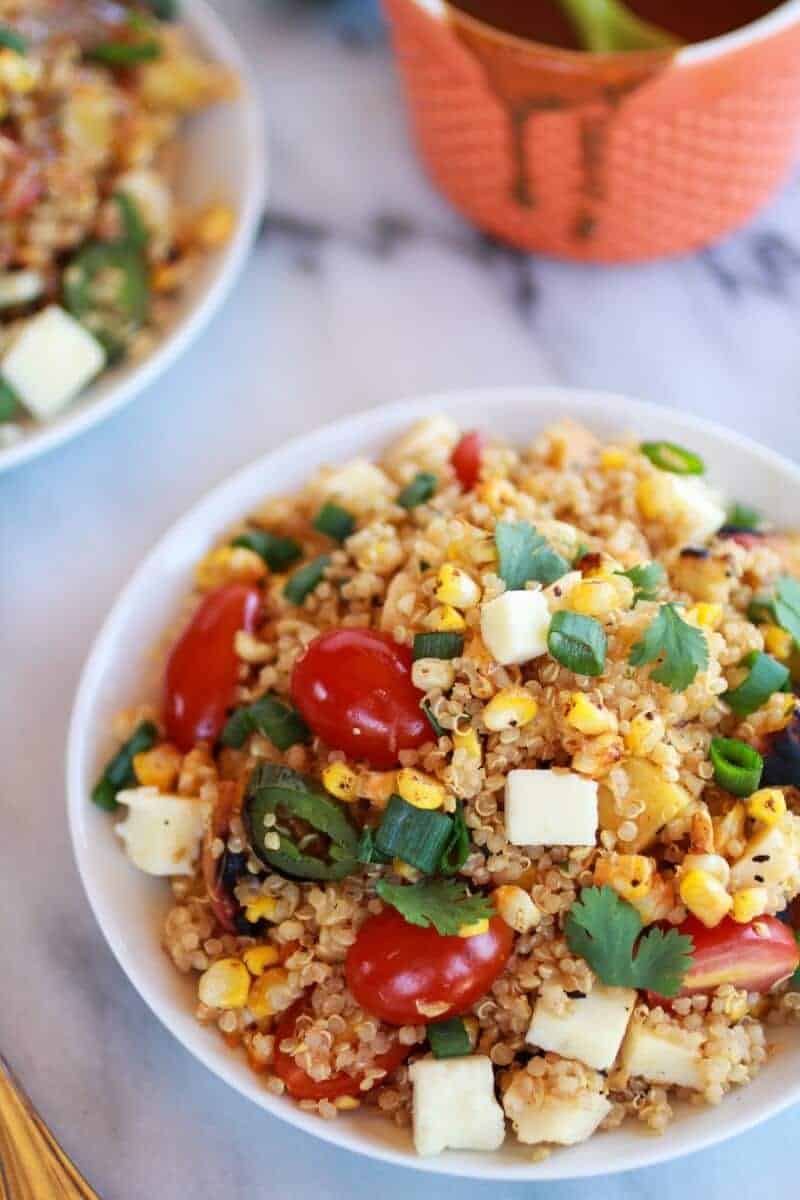 BBQ Grilled Corn, Jalapeño and Peach Quinoa Salad | https://fatburn.fit/