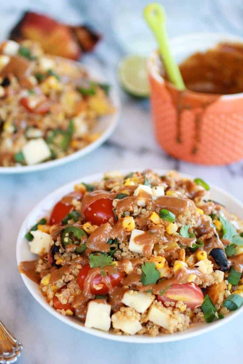 BBQ Grilled Corn, Jalapeño and Peach Quinoa Salad | https://fatburn.fit/
