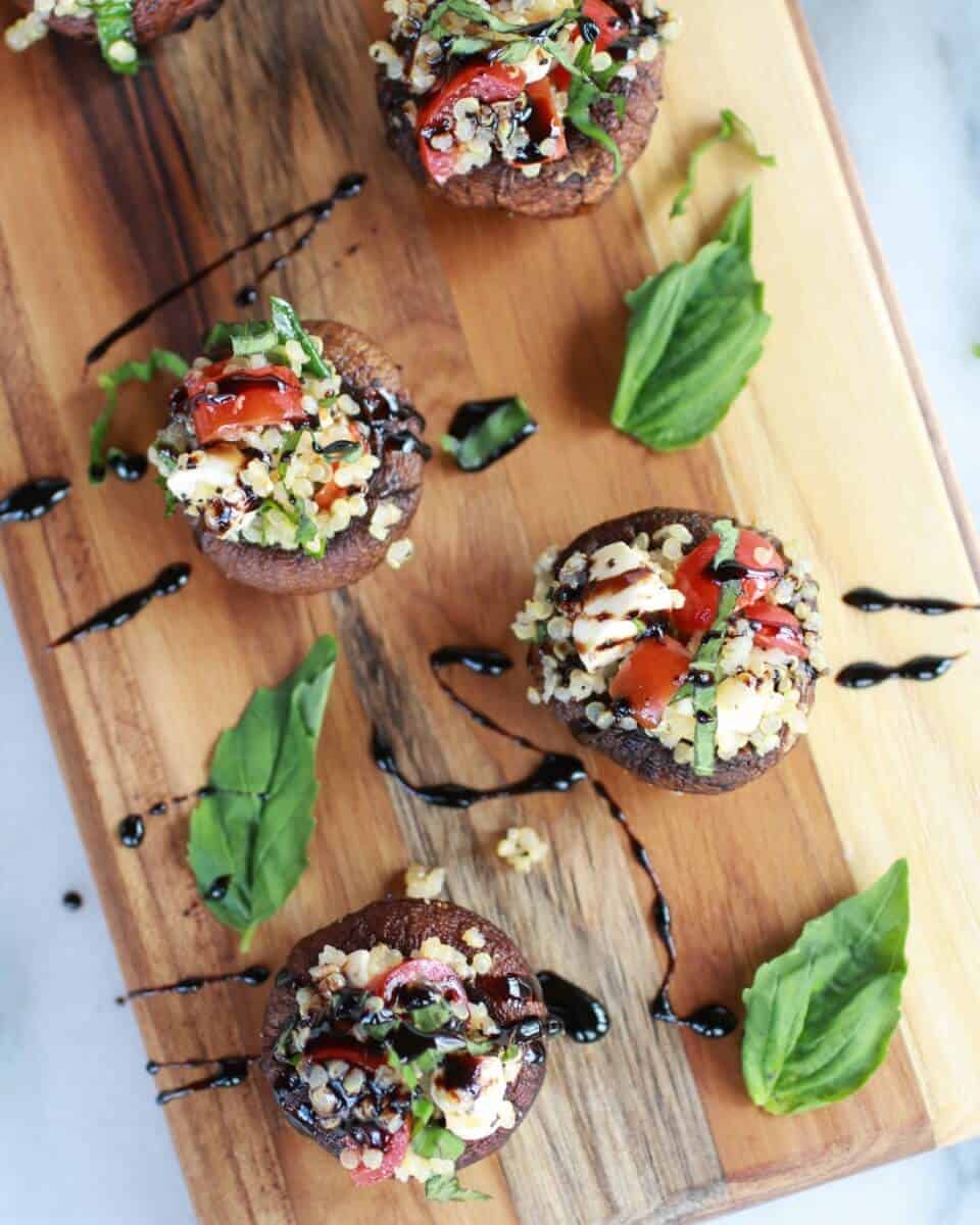 Caprese Quinoa Grilled Stuffed Mushrooms with Balsamic Glaze | https://fatburn.fit/