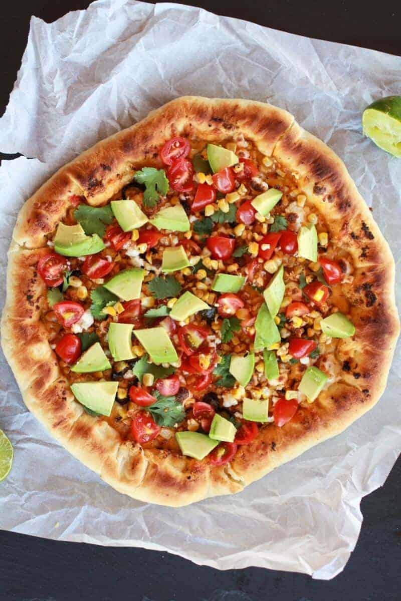 Grilled Corn and Chipotle Pesto Pizza with Queso Fresco | https://fatburn.fit/