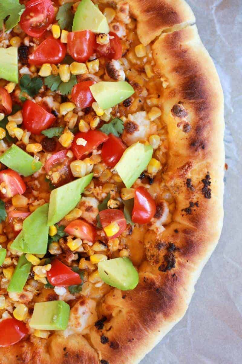 Grilled Corn and Chipotle Pesto Pizza with Queso Fresco | https://fatburn.fit/