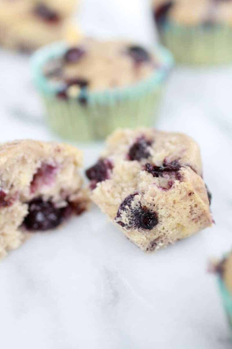 Whole Wheat Caramelized Blueberry Loaded Muffins | https://fatburn.fit/