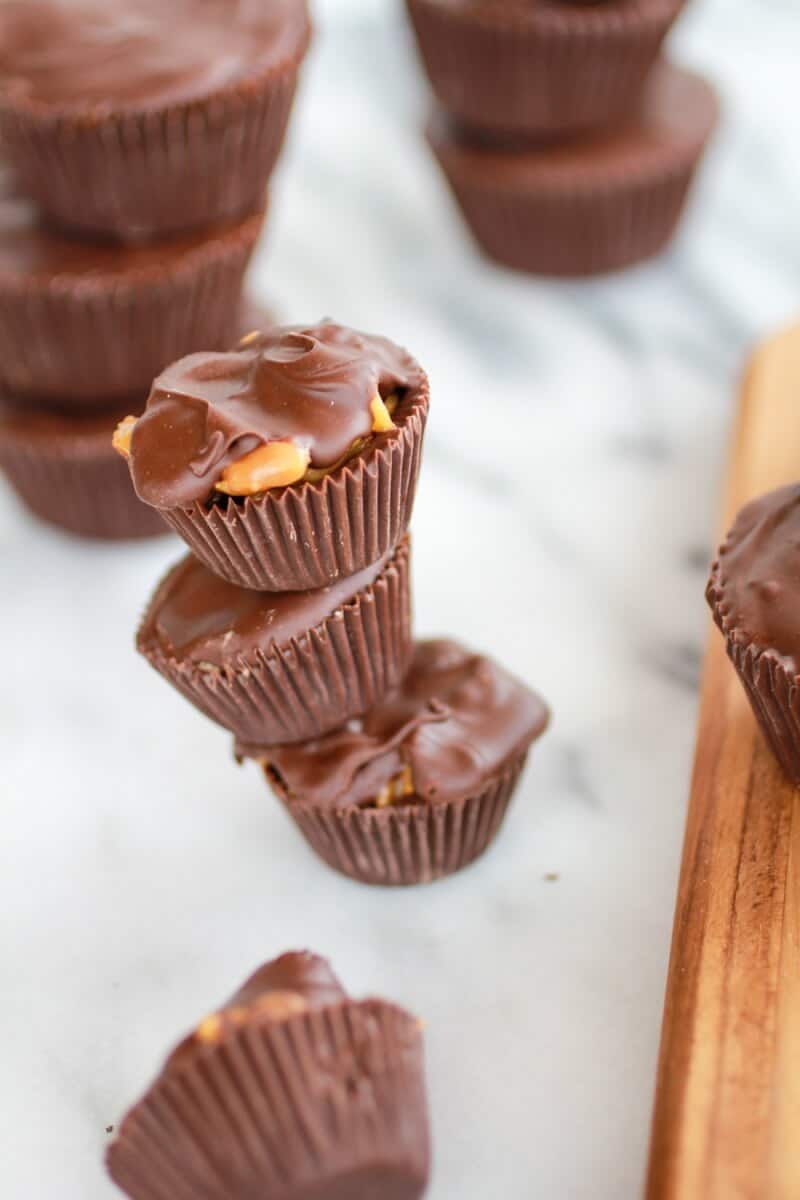 Special K-Bar Chocolate Cups | https://fatburn.fit/