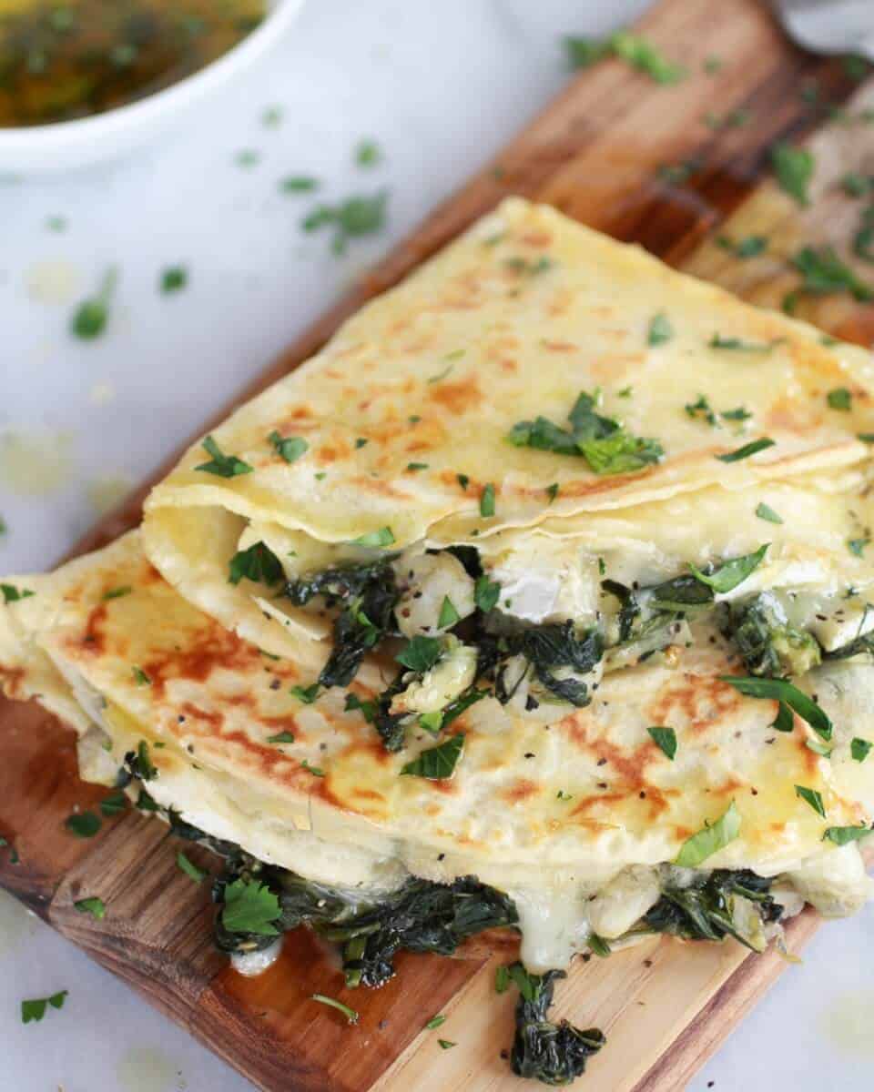 Spinach Artichoke and Brie Crepes with Sweet Honey Sauce | https://fatburn.fit/