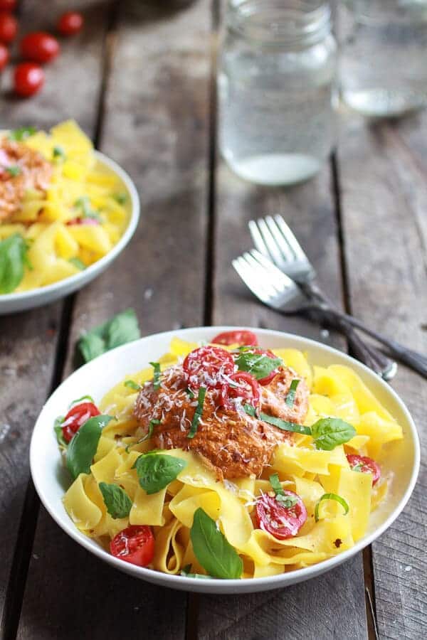 15 Minute Creamy Sun-Dried Tomato Basil Cashew Pappardelle Pasta | .halfbakedharvest.com