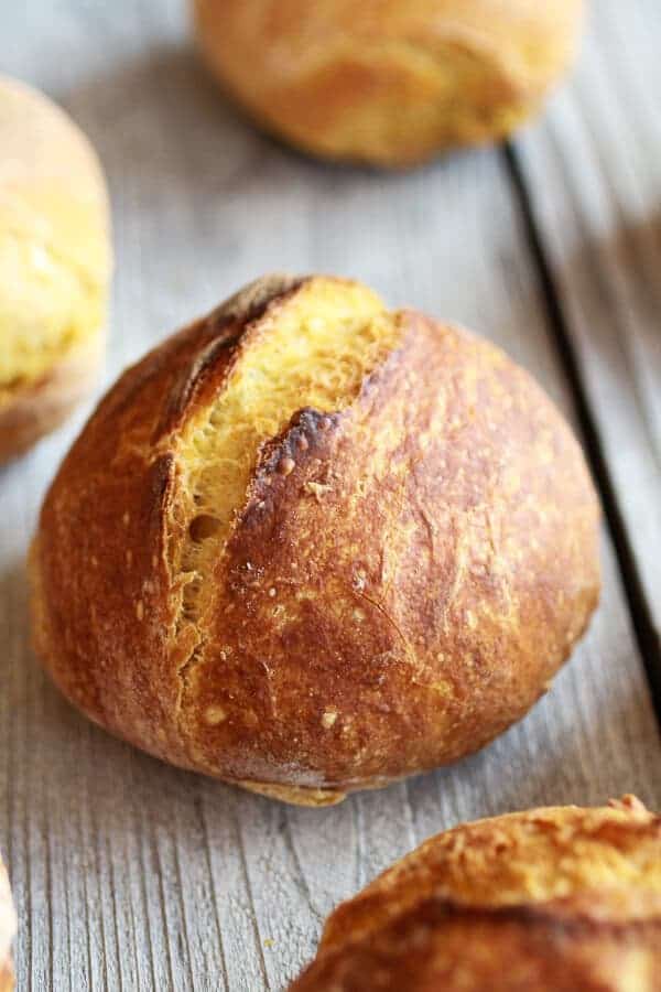 Super Easy Crusty No-Knead Pumpkin Bread Bowls | halfbakedharvest.com