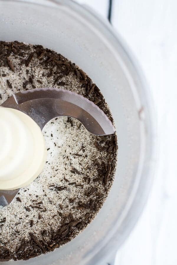 Homemade Holiday Gifts: Vanilla Bean Salt + Vanilla Bean Sugar | halfbakedharvest.com