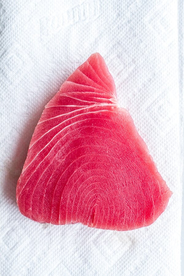 Seared Ahi Tuna Poke Salad with Hula Ginger vinaigrette + Wonton Crisps | halfbakedharvest.com