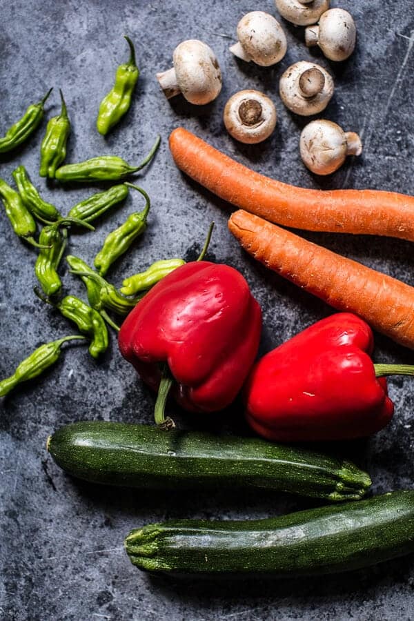 30 Minute Korean Stir Fried Shishito Pepper Rainbow Veggie Noodles with Seared Tuna | halfbakedharvest.com @hbharvest