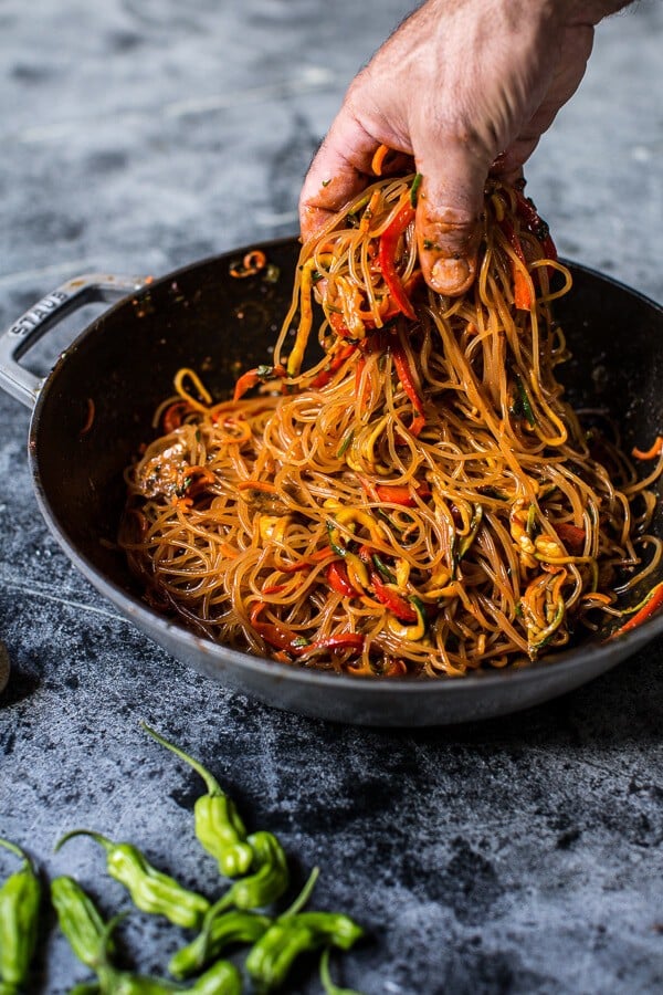 30 Minute Korean Stir Fried Shishito Pepper Rainbow Veggie Noodles with Seared Tuna | halfbakedharvest.com @hbharvest