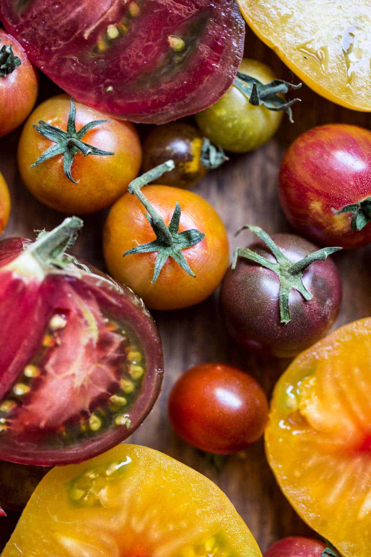 Heirloom Tomato Pomodoro Penne Pasta | halfbakedharvest.com @hbharvest