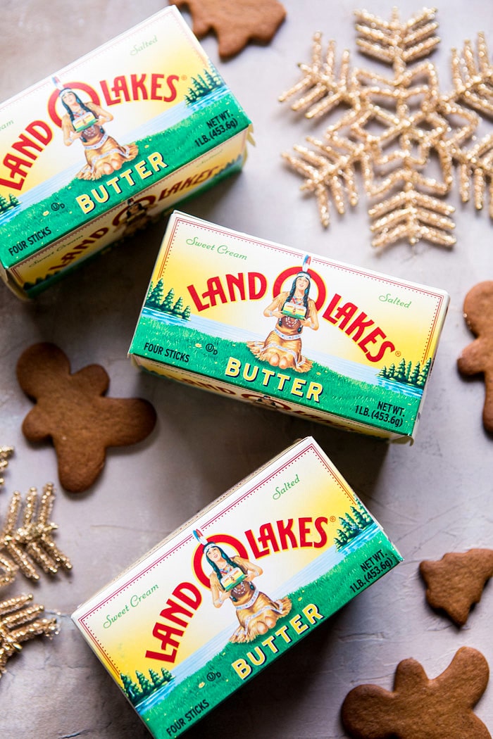 Overnight Gingerbread Cinnamon Rolls | halfbakedharvest.com @hbharvest