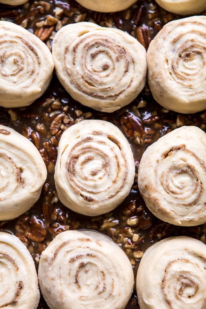 overhead photo of buns before baking 