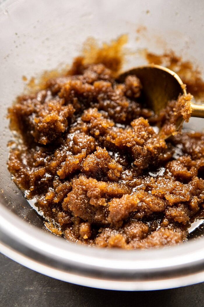 Homemade Cinnamon Crunch Bagels | halfbakedharvest.com #homemade #bagels #easyrecipes #brunch #breakfast Homemade Cinnamon Crunch