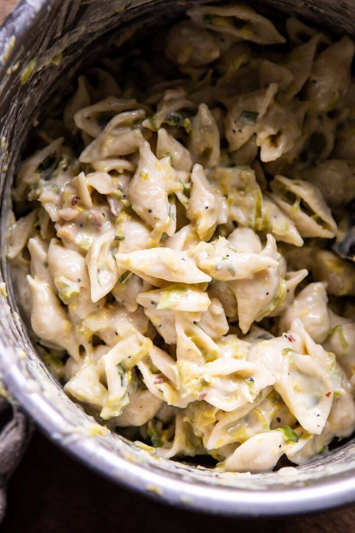 Instant Pot Irish Cheddar Bacon Mac and Cheese in instant pot bowl 