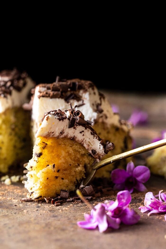 side photo of Vanilla Tiramisu Cake