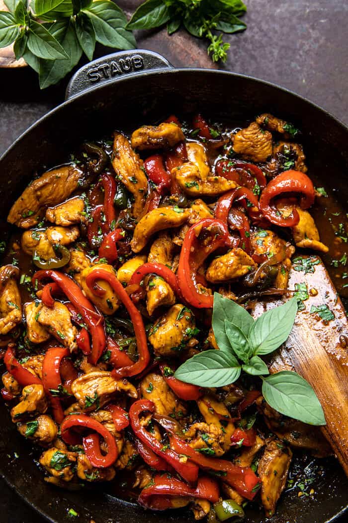 25 Minute Black Pepper Jalapeño Basil Chicken Stir Fry | halfbakedharvest.com