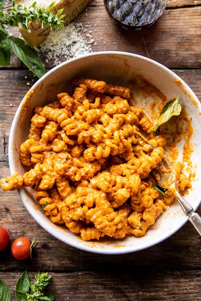 Cherry Tomato Pasta Alla Vodka | halfbakedharvest.com Cherry Tomato Pasta Alla Vodka | halfbakedharvest.com