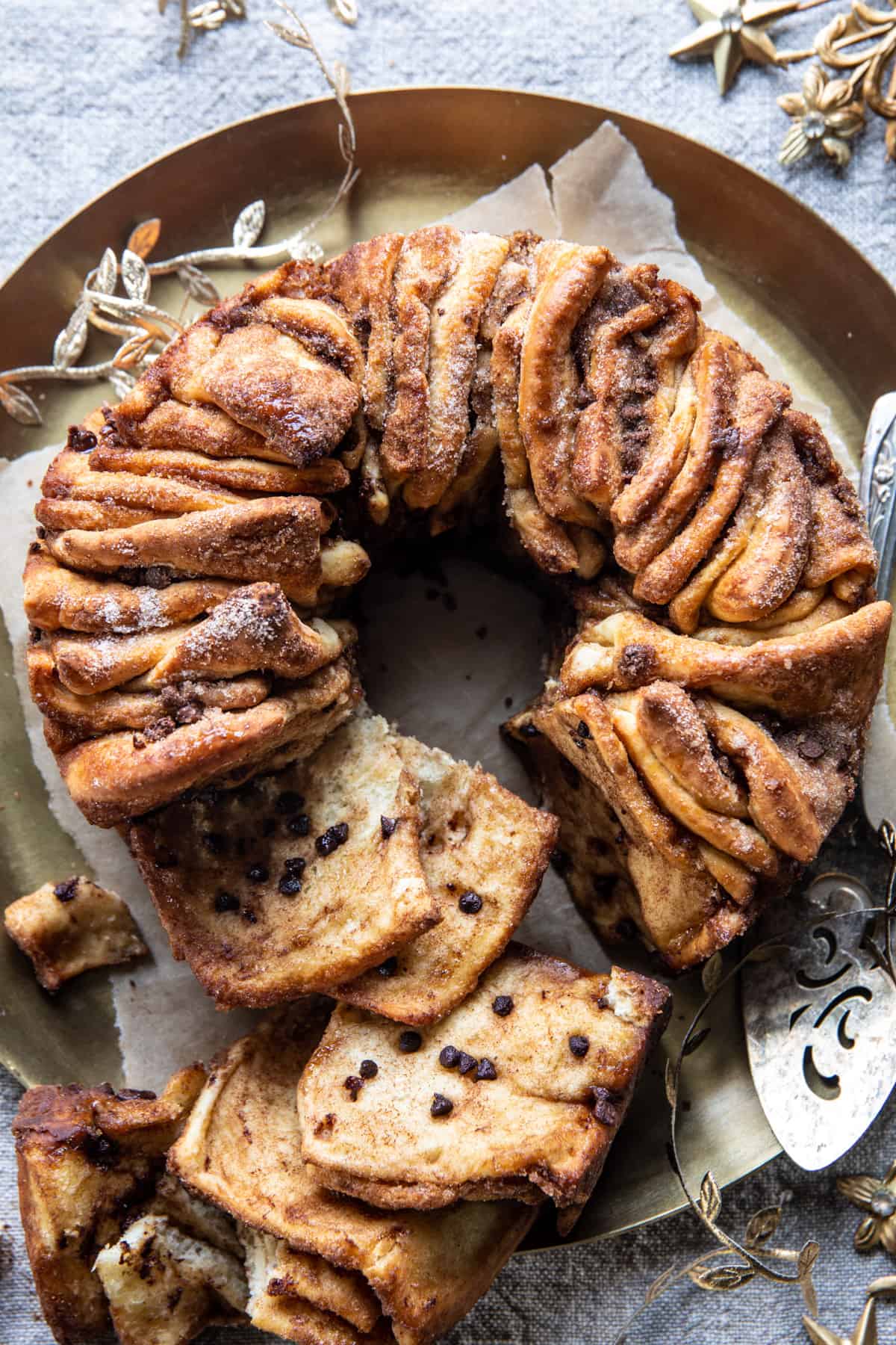 Chocolate Cinnamon Sugar Pull Apart Wreath | halfbakedharvest.com