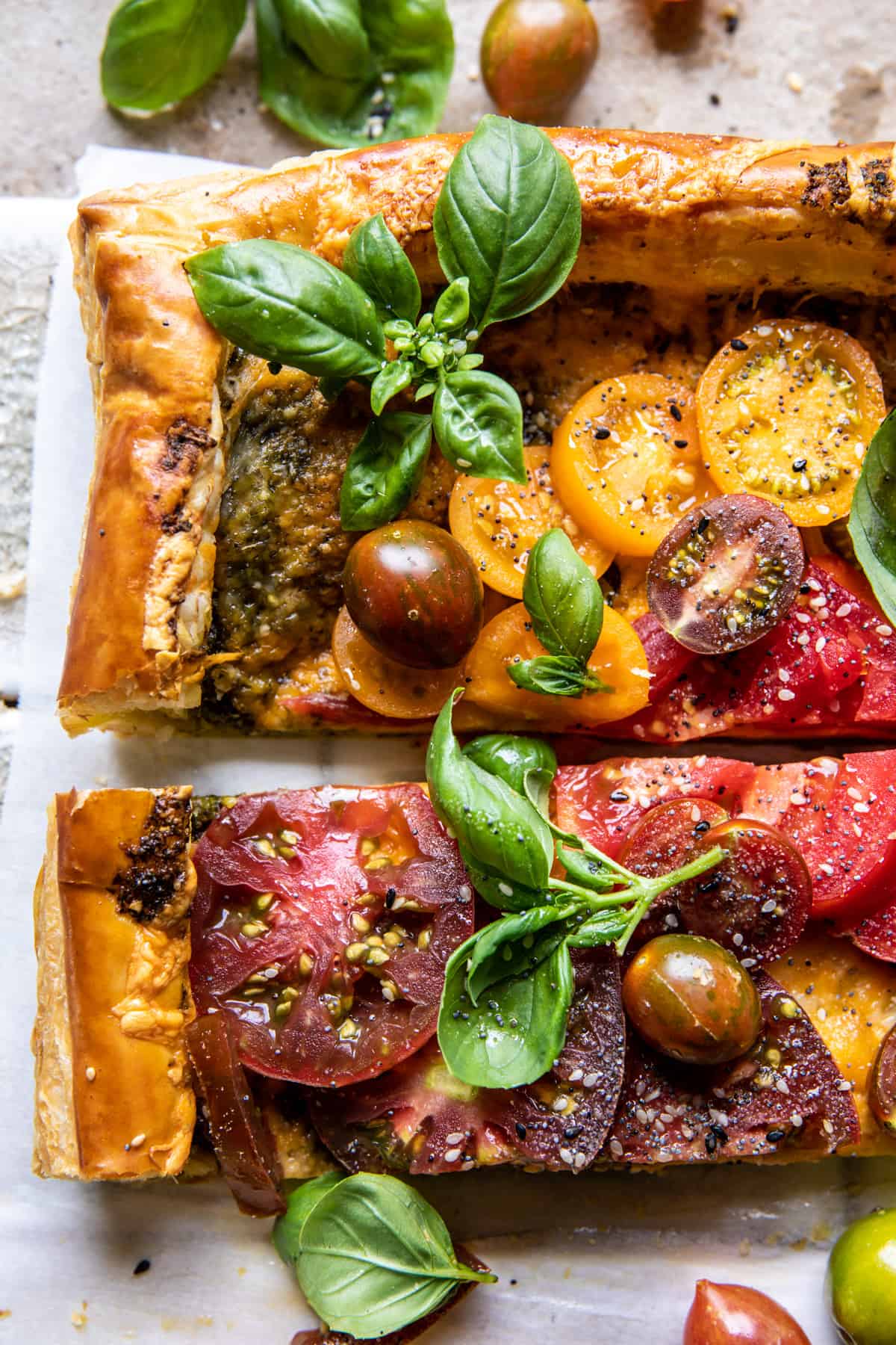 Heirloom Tomato Cheddar Tart with Everything Spice | halfbakedharvest.com