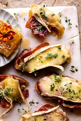 Baked Brie Crostini with Crispy Prosciutto | halfbakedharvest.com