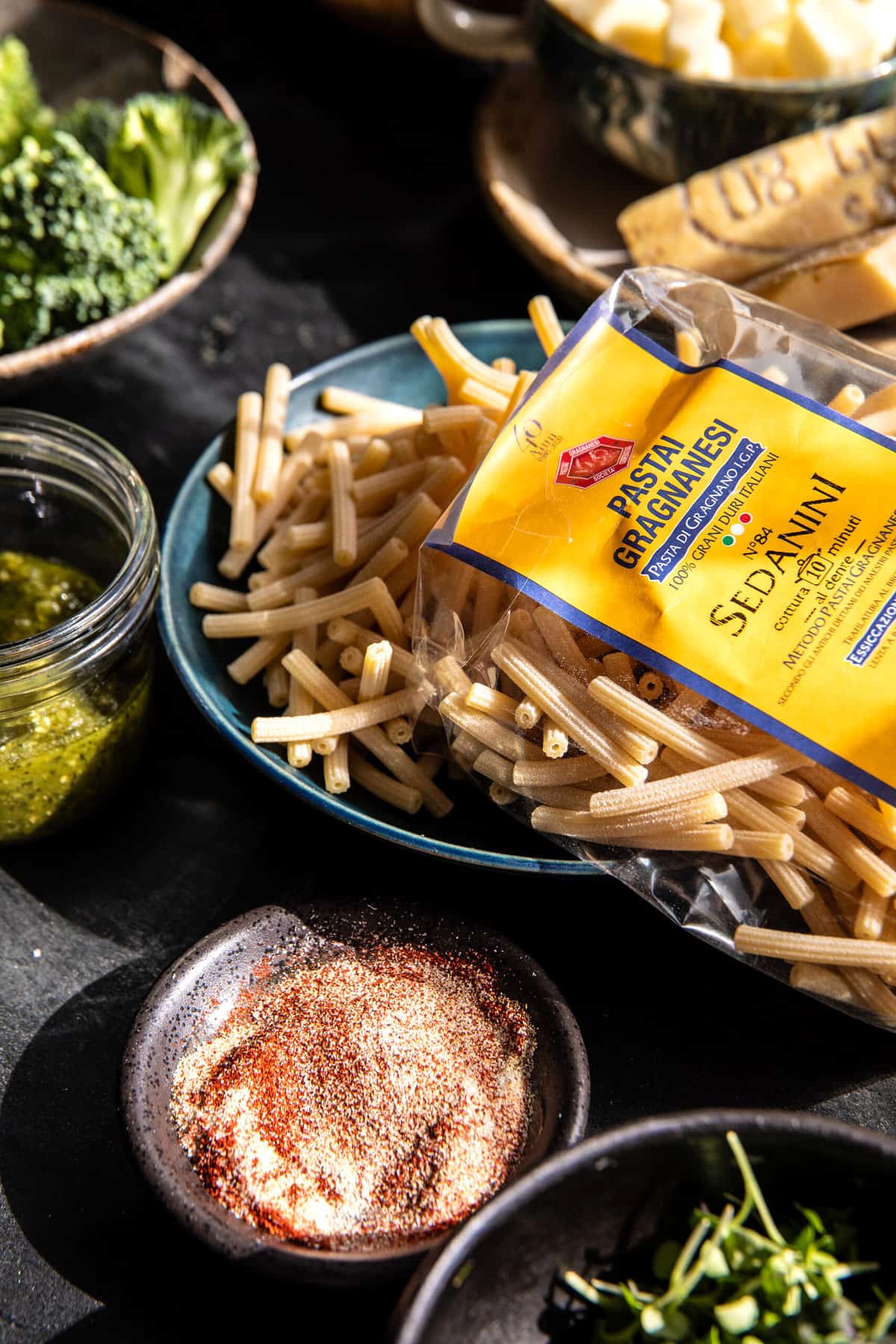 New! Super Easy One-Pot Broccoli Cheese Pesto Pasta. A creamy, cheesy pasta. Simple, but totally delicious!
https://fatburn.fit/broccoli-cheese-pesto-pasta/
