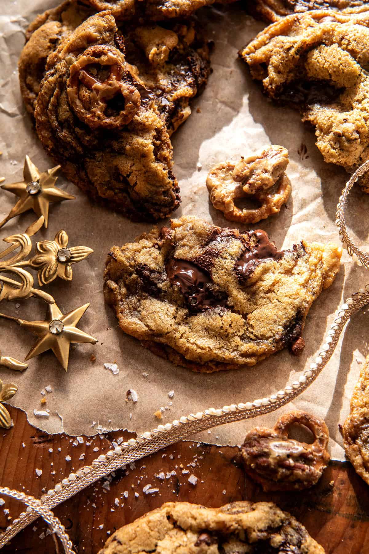 Salted Pretzel Praline Cookies | halfbakedharvest.com