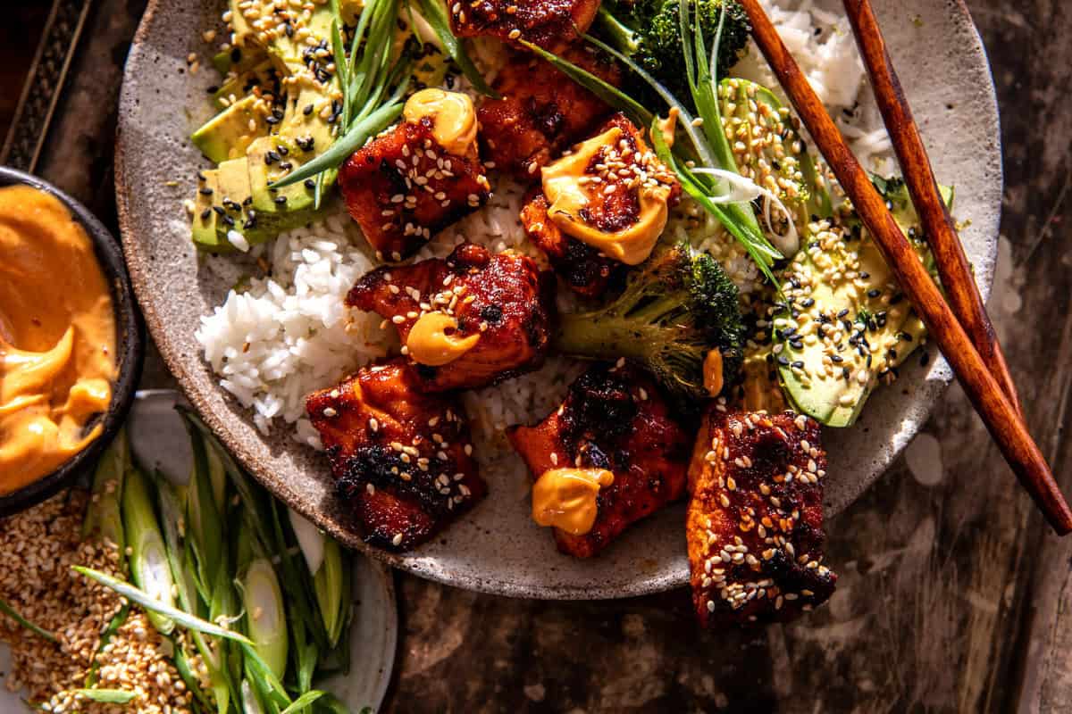 30 Minute Chili Honey Garlic Salmon Bowls | halfbakedharvets.com