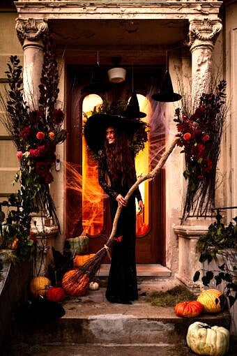 A Bewitchingly Halloween Chili Dinner | halfbakedharvest.com