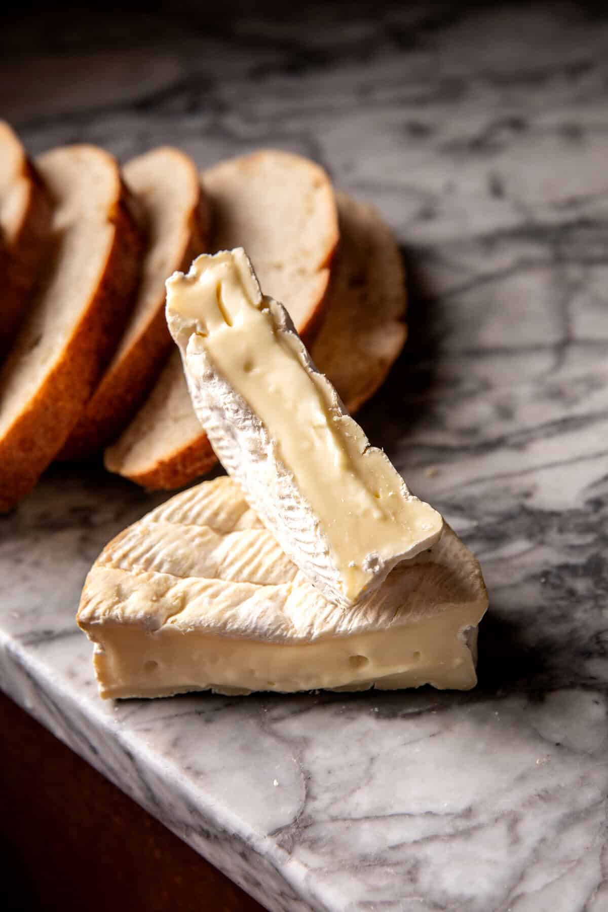 Everything Cheddar, Tomato, and Brie Grilled Cheese | halfbakedharvest.com